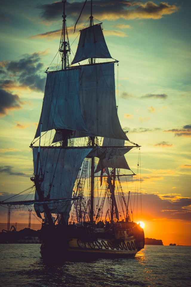 raimond-klavins-PEgYSofNJ84-unsplash