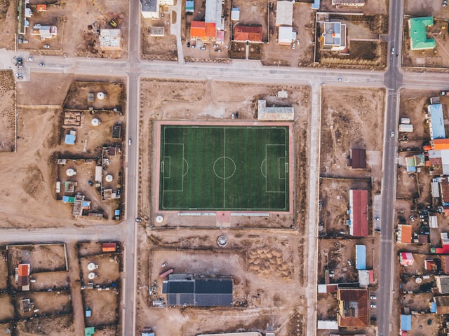 leonard-von-bibra-RpWOJuHTR2Q-unsplash (1)